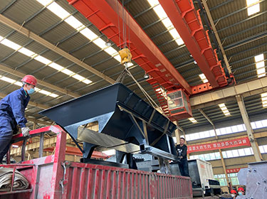 喜訊！板式輸送機新品發(fā)貨助力筑垃圾再生資源化在上新高