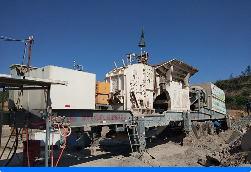 移動式建筑垃圾破碎機(jī)